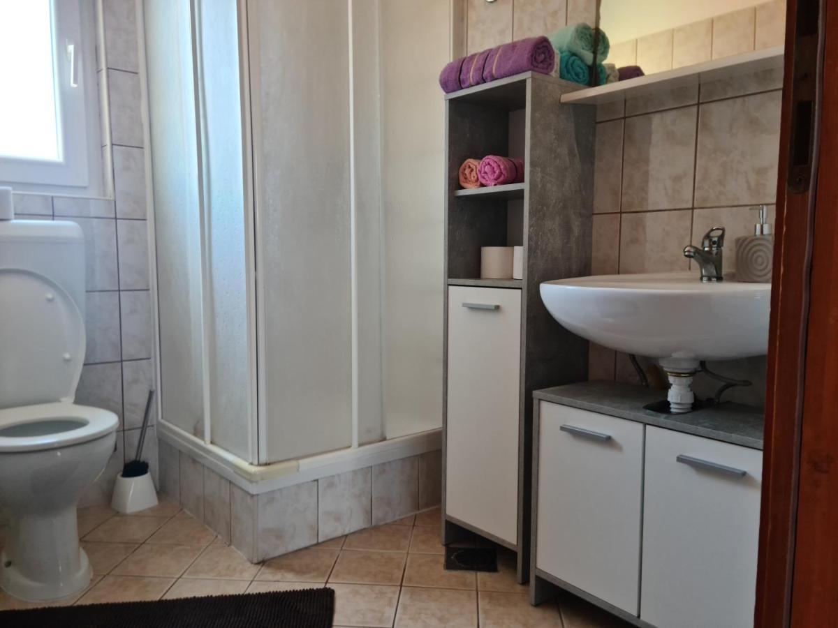 Apartmani Junto Preko Esterno foto