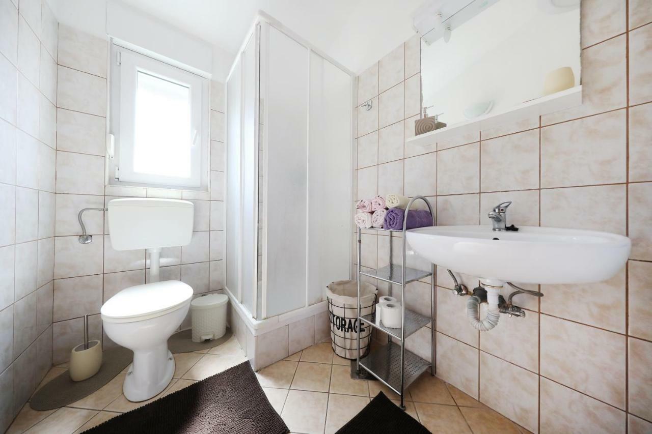 Apartmani Junto Preko Esterno foto